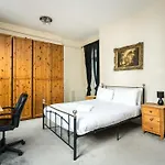 A Lovely, Bright And Airy, 3-Bedroom Family Home