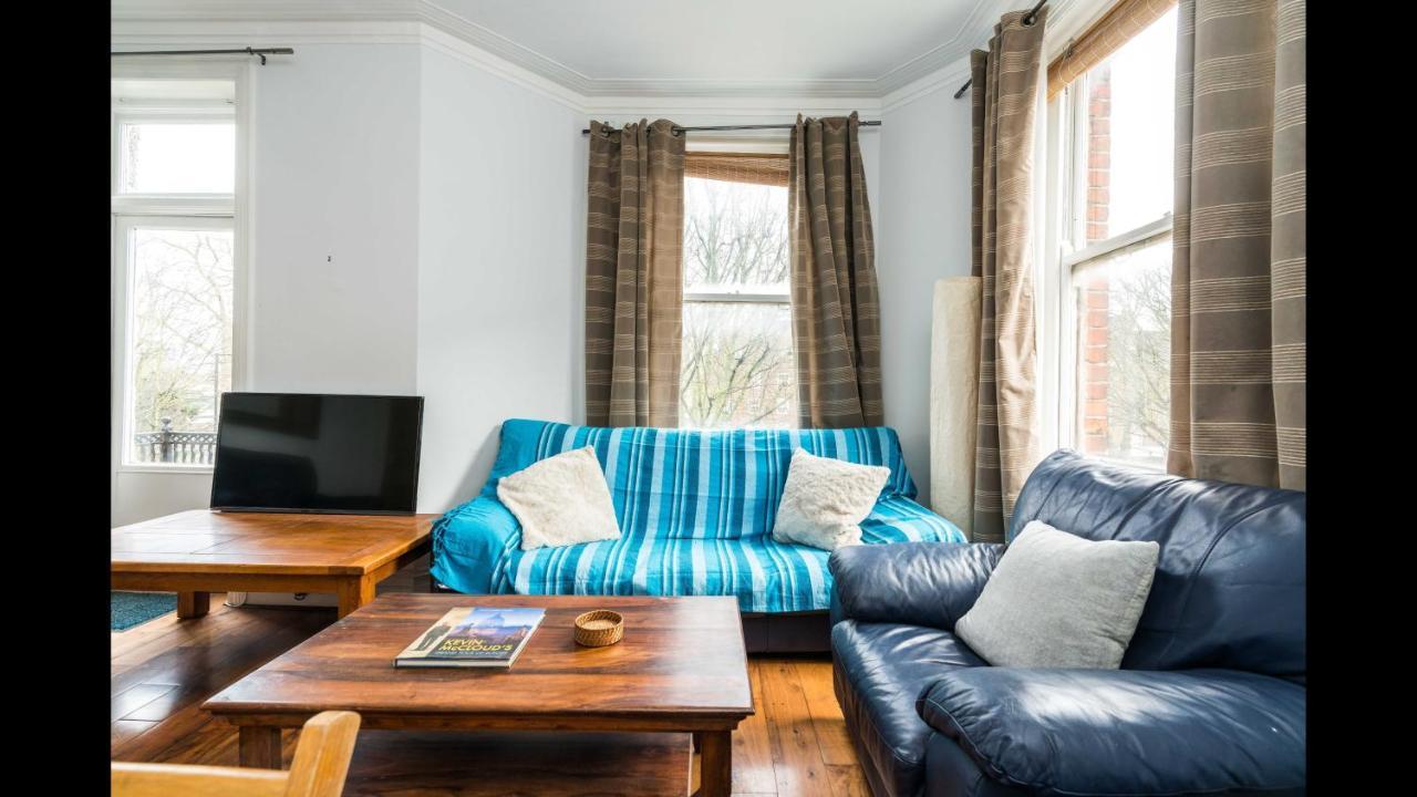 A Lovely, Bright And Airy, 3-bedroom Family * Londres